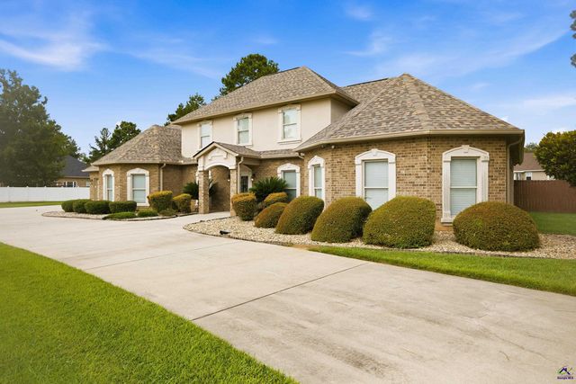 125 S J Drive, Macon, GA 31216