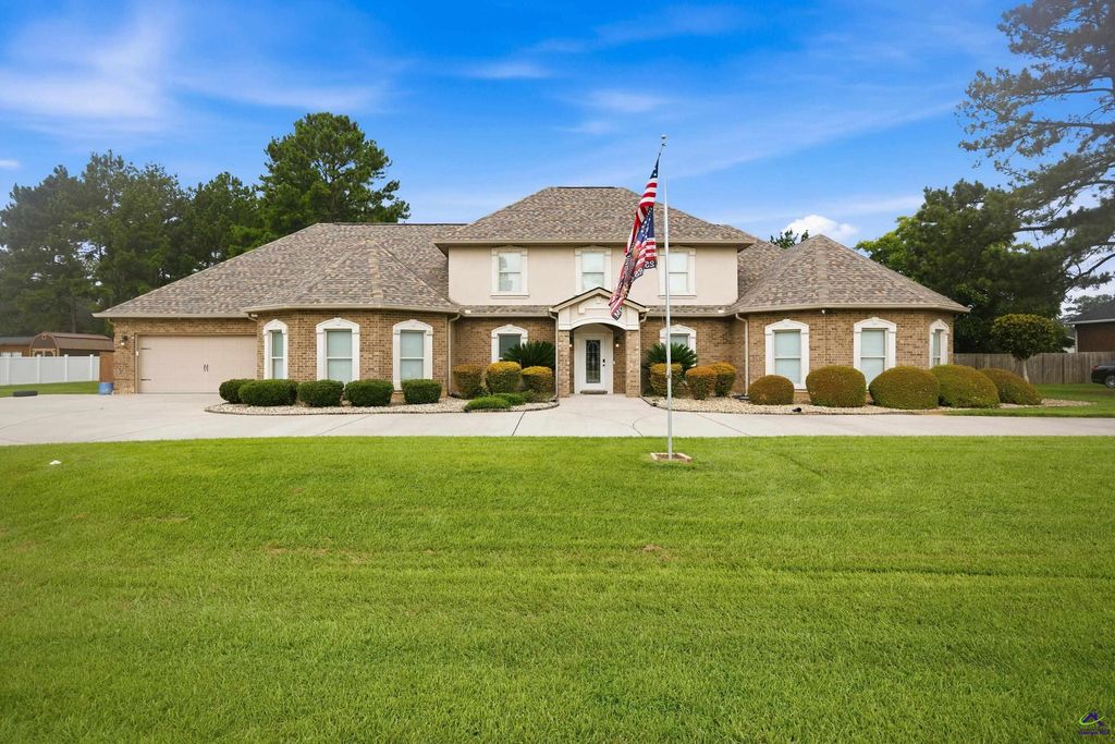 125 S J Drive, Macon, GA 31216