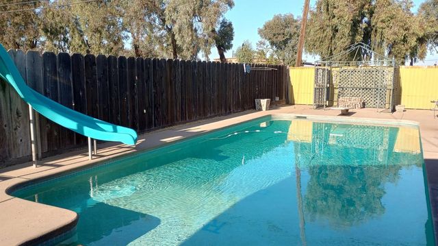 1625 Catalpa St, Olivehurst, CA 95961