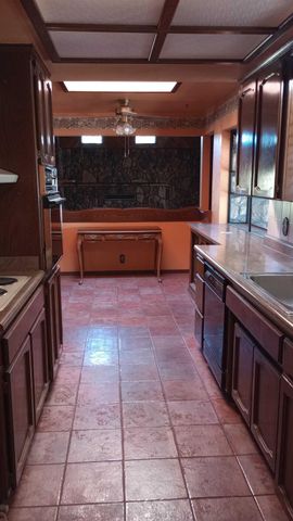 1625 Catalpa St, Olivehurst, CA 95961