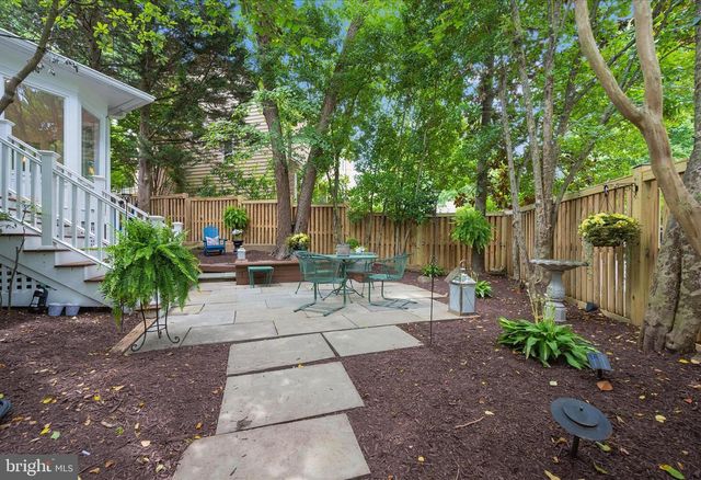 8900 ELLSWORTH CT, Silver Spring, MD 20910