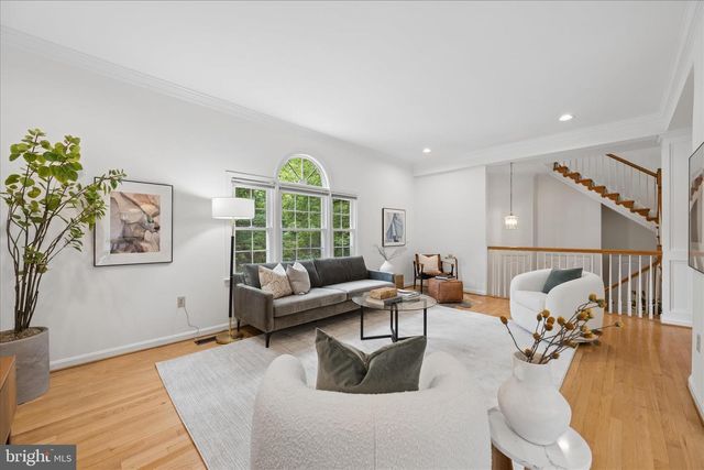 8900 ELLSWORTH CT, Silver Spring, MD 20910