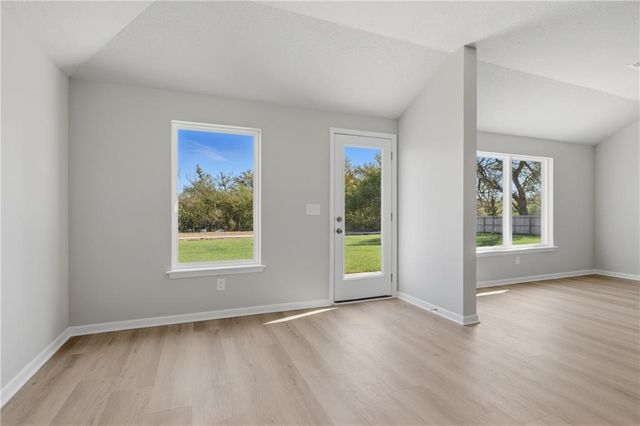 851 N Pear Street, Gardner, KS 66030