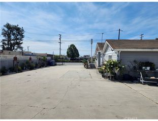 9631 Artesia, Bellflower, CA 90706