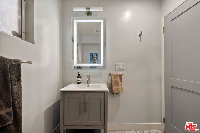 4901 El Canto Drive, Los Angeles, CA 90041