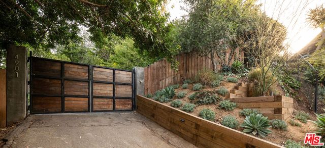 4901 El Canto Drive, Los Angeles, CA 90041