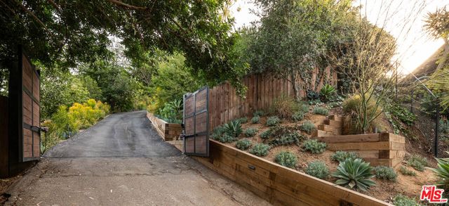 4901 El Canto Drive, Los Angeles, CA 90041