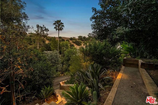 4901 El Canto Drive, Los Angeles, CA 90041