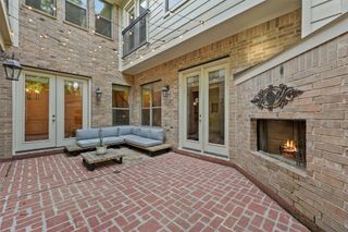 82 Mill Point Place, The Woodlands, TX 77380