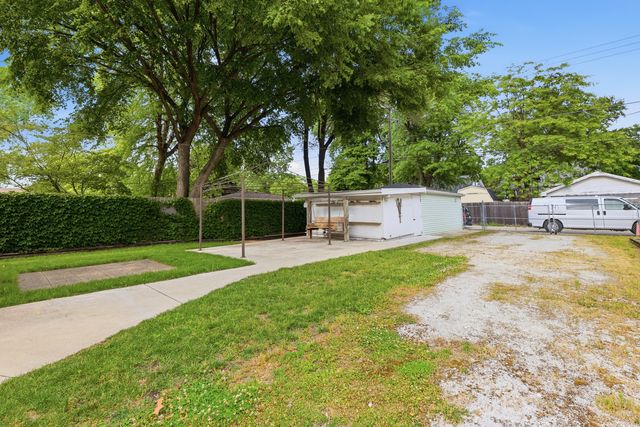9709 51st Avenue, Oak Lawn, IL 60453