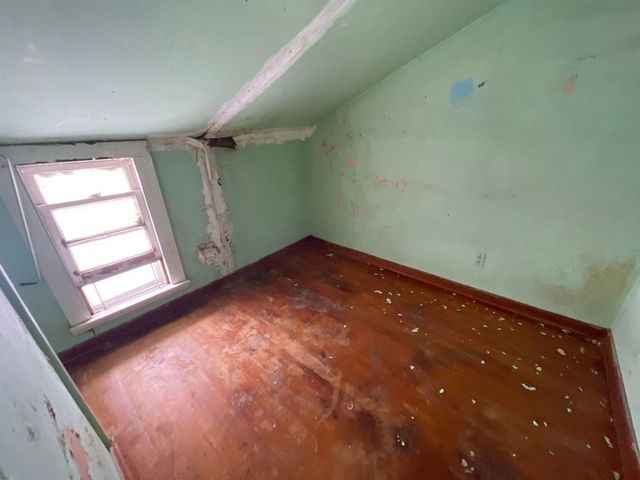 320 Lutzke Road, Saginaw, MI 48609