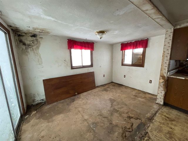 320 Lutzke Road, Saginaw, MI 48609