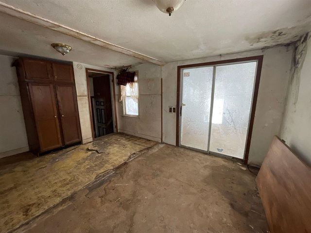 320 Lutzke Road, Saginaw, MI 48609