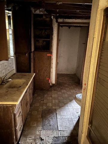 320 Lutzke Road, Saginaw, MI 48609