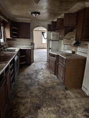 320 Lutzke Road, Saginaw, MI 48609