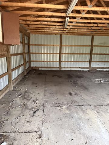 320 Lutzke Road, Saginaw, MI 48609