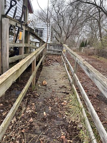 320 Lutzke Road, Saginaw, MI 48609