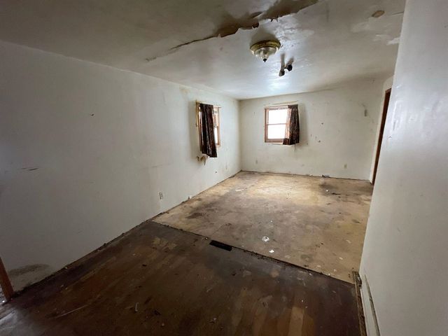 320 Lutzke Road, Saginaw, MI 48609