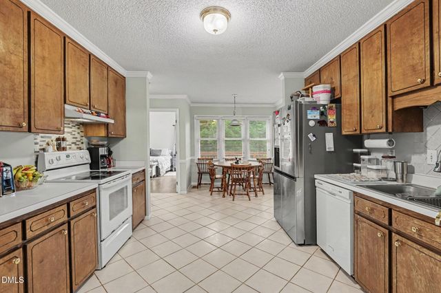 204 Springwood Place, Clayton, NC 27520