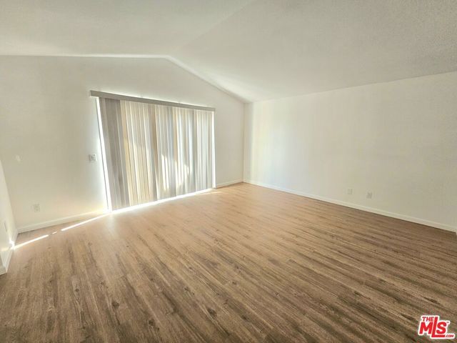 19512 Kilfinan Street, Los Angeles, CA 91326