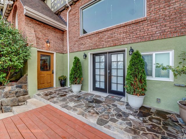 2450 BIRCH Ln, Eugene, OR 97403