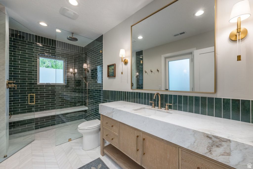 Image 31 of property listing at 4630 S NANILOA DR, Holladay, UT 84117