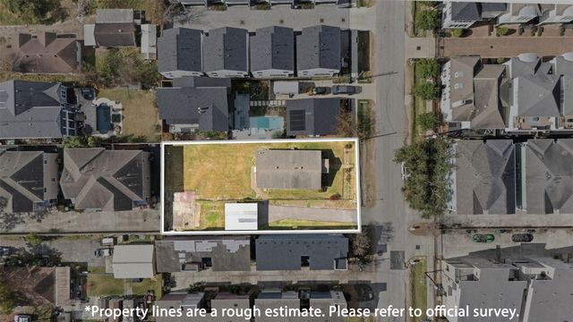 1330 W 24th Street, Houston, TX 77008