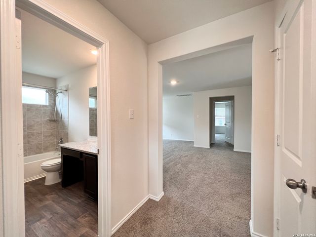 6418 Handel Lodge, San Antonio, TX 78252