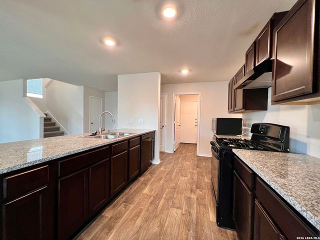 6418 Handel Lodge, San Antonio, TX 78252