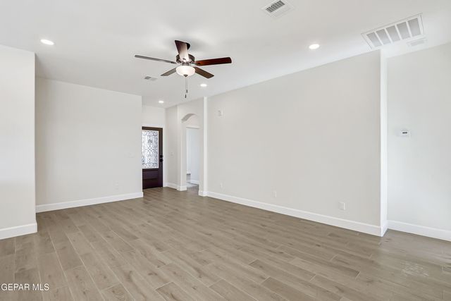 12324 Jack Vowell Way, El Paso, TX 79934