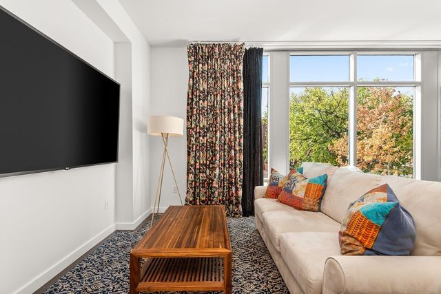 1920 Adelicia St Apt 305, Nashville, TN 37212