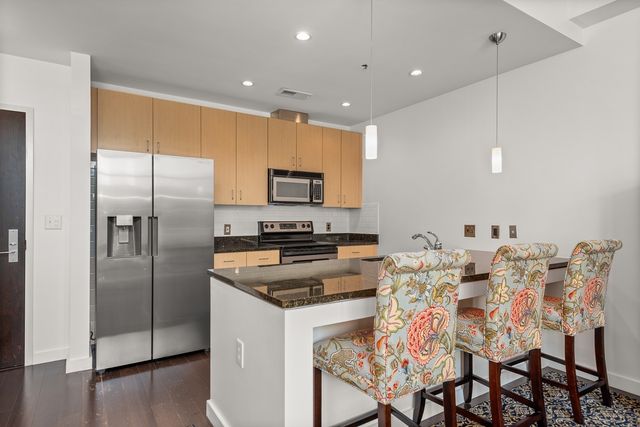 1920 Adelicia St Apt 305, Nashville, TN 37212