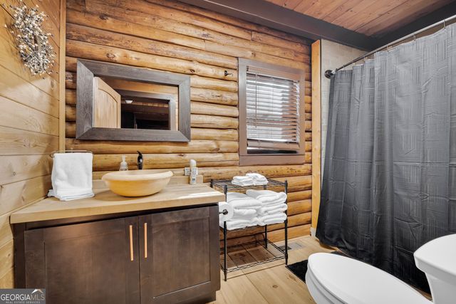 962 Tugaloo State Park Road, Lavonia, GA 30553