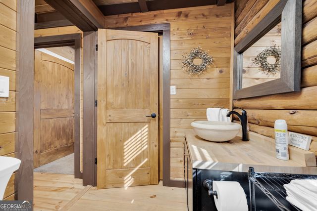 962 Tugaloo State Park Road, Lavonia, GA 30553