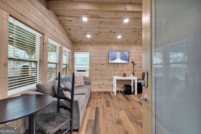 962 Tugaloo State Park Road, Lavonia, GA 30553