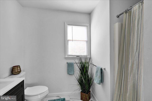 1311 FREDRICK BLVD, Reading, PA 19605