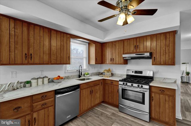 1311 FREDRICK BLVD, Reading, PA 19605