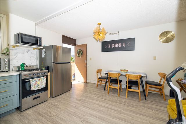 454 Namahana Street 503, Honolulu, HI 96815