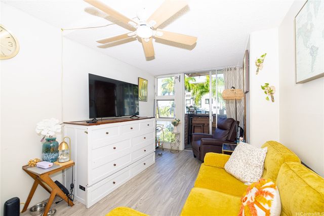 454 Namahana Street 503, Honolulu, HI 96815