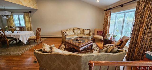 739 Bonnie Drive, Baldwin Harbor, NY 11510