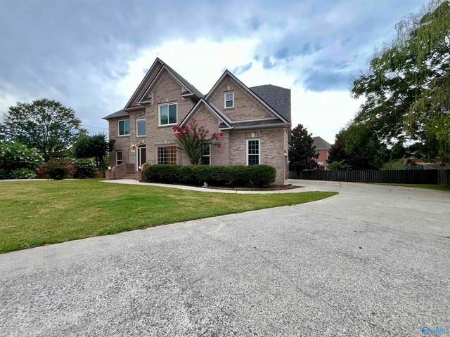 194 Paul Revere Drive, Madison, AL 35758