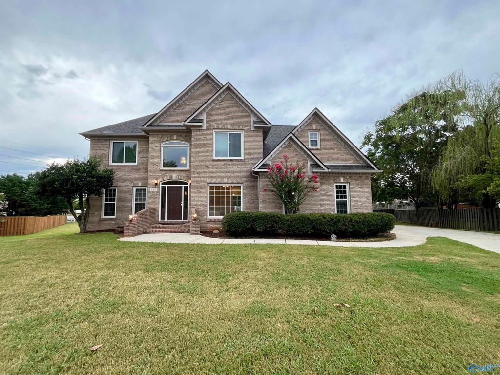 194 Paul Revere Drive, Madison, AL 35758