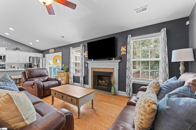 247 Motlow School Road, Campobello, SC 29322