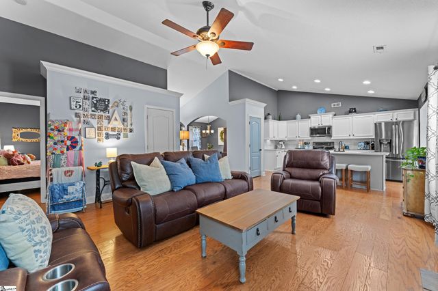 247 Motlow School Road, Campobello, SC 29322
