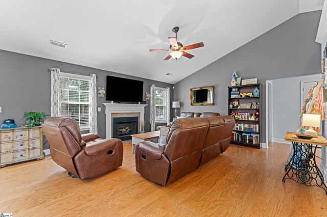 247 Motlow School Road, Campobello, SC 29322