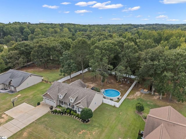 247 Motlow School Road, Campobello, SC 29322
