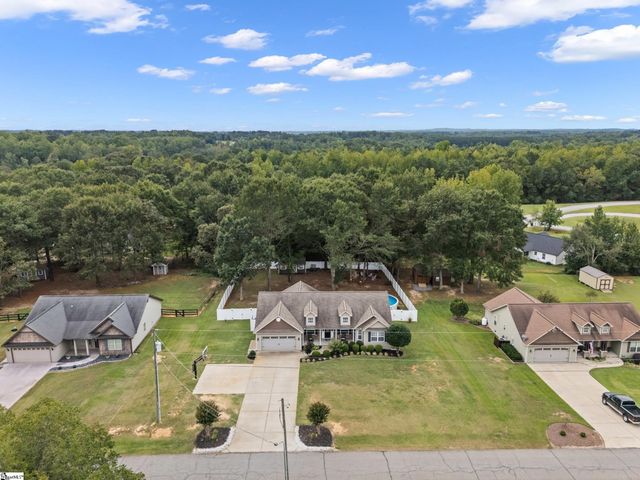 247 Motlow School Road, Campobello, SC 29322