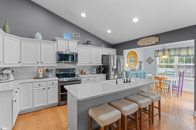 247 Motlow School Road, Campobello, SC 29322