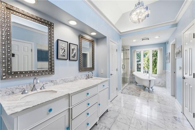 12401 Granada Road, Leawood, KS 66209