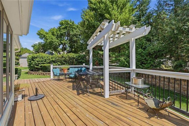 12401 Granada Road, Leawood, KS 66209